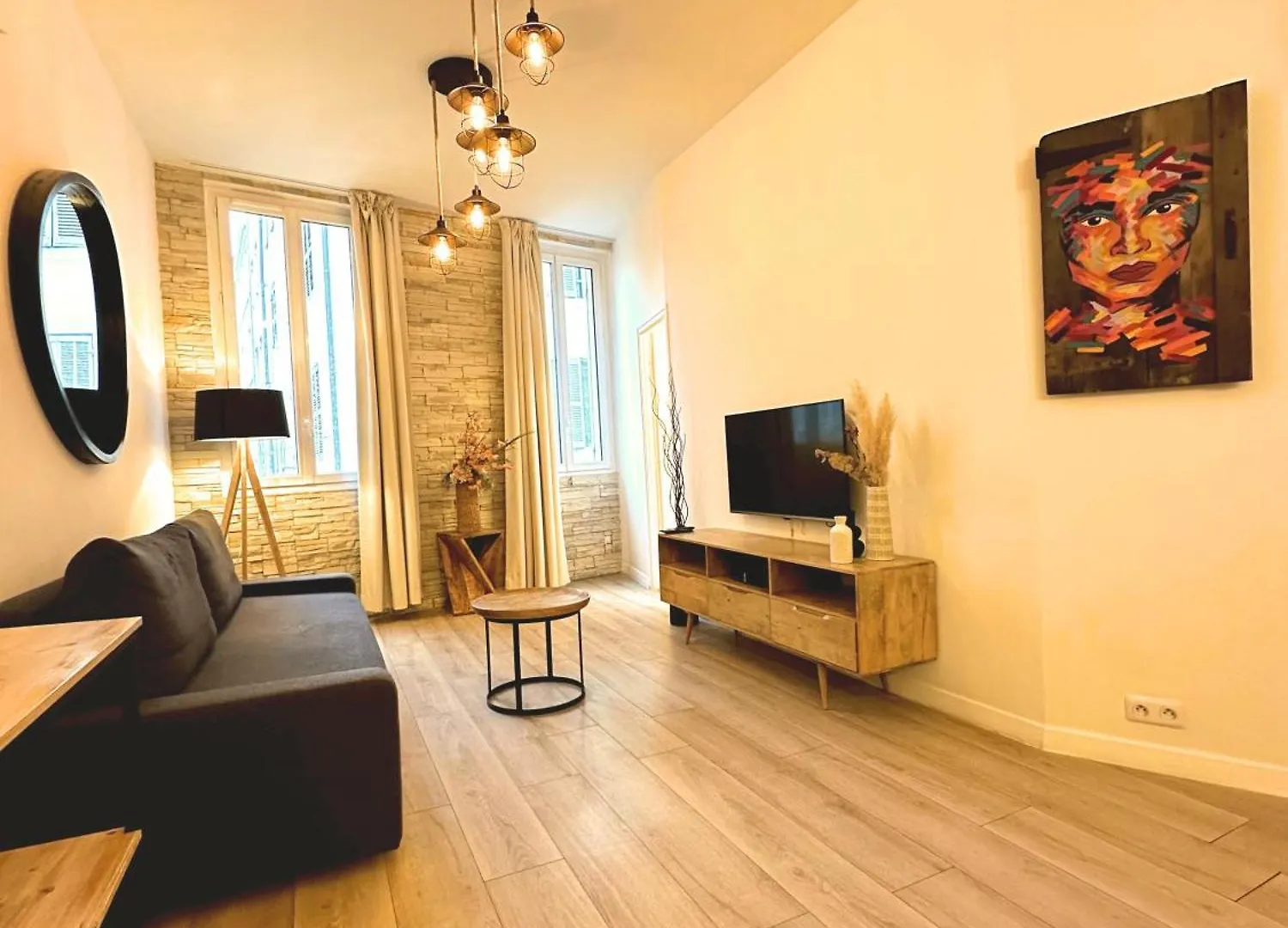 **** Aparthotel Les Appartements Du Vieux Port Marseille France